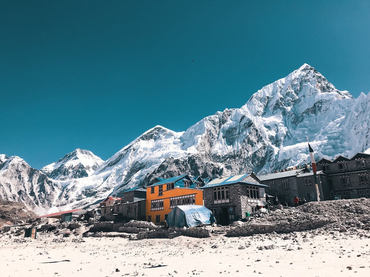 Kala Patthar sunrise view of Everest